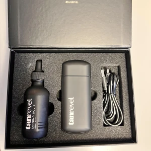 Tan revel  - Säljer detta helt oanvända tan revel kit. Ingår en tanrevel one device en refill och laddare. Nypris 799kr säljer för 500 inklusive frakt.