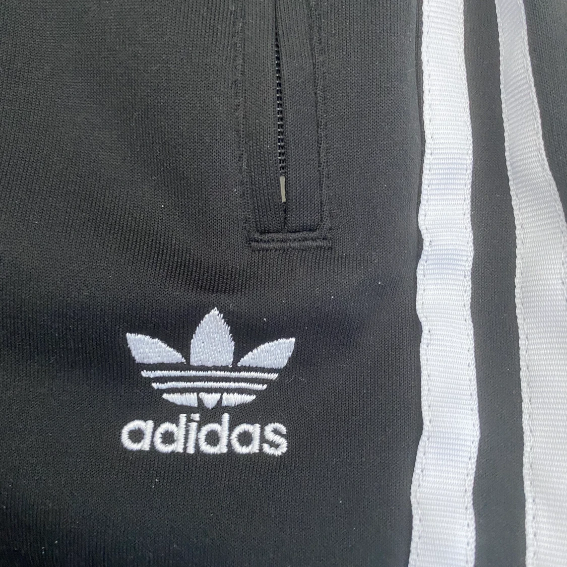Äkta adidas byxor - 91