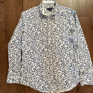 Zara skjorta slim fit L - Fint skick 