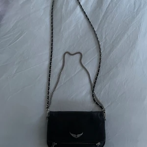  Zadig väska - En Zadig et Voltaire väska💓 knappast använd och är i mycket bra skick💓