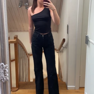 Topp från ginatricot  - Topp som inte används längre 