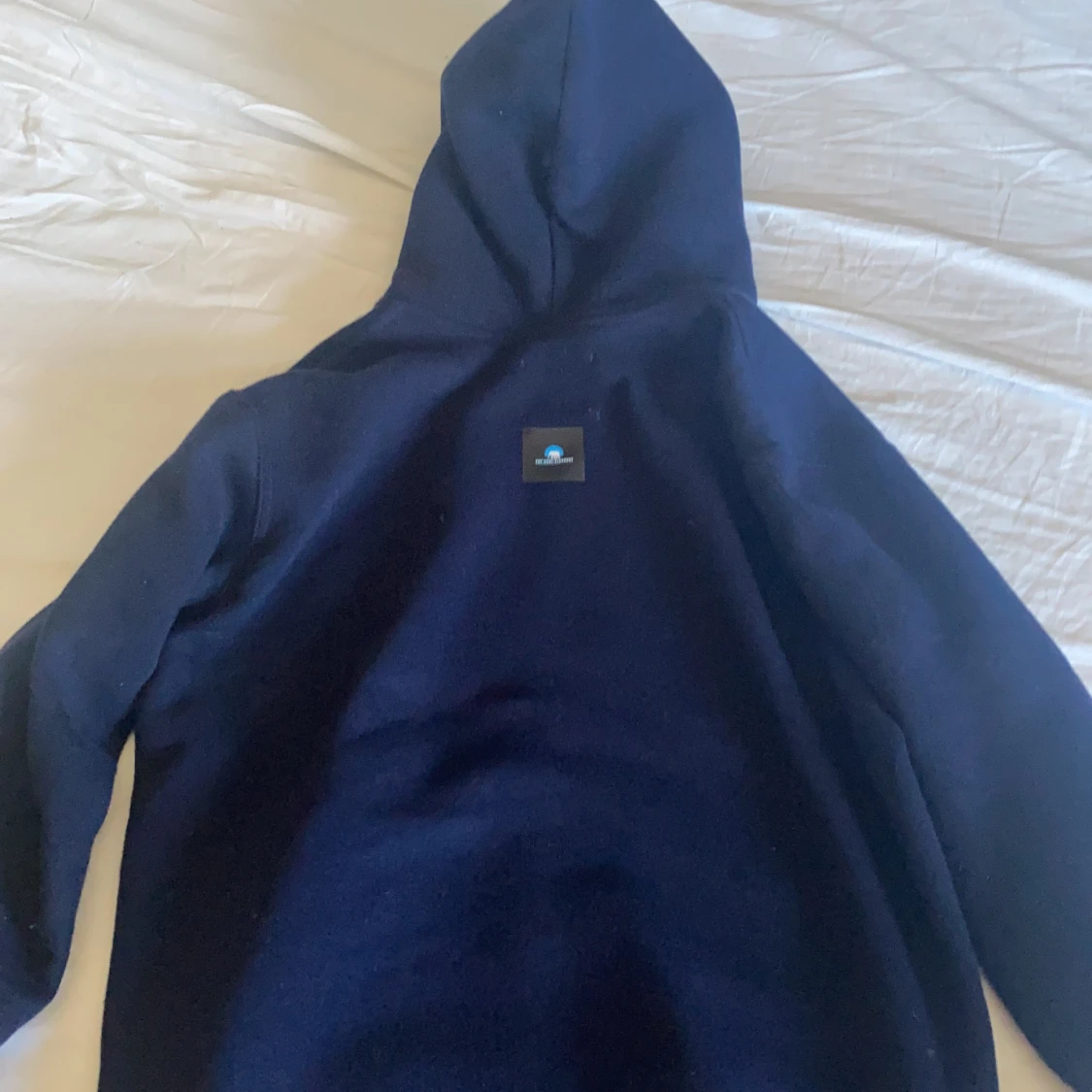 The cool elephant hoodie  - 90