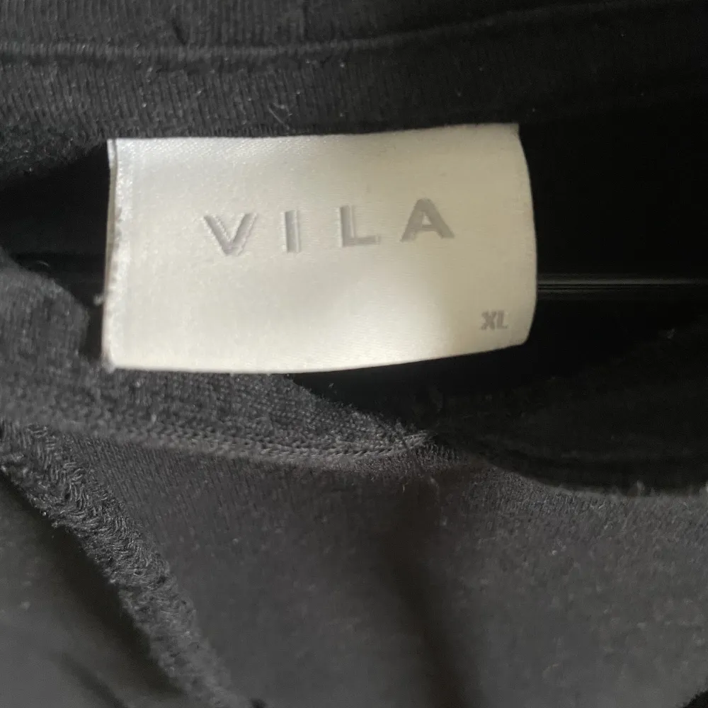 Hoodie från vila  Strl Xl, liten i storleken . Tröjor & Koftor.