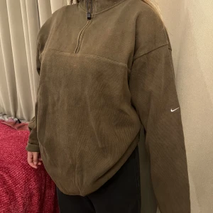 Nike secondhand hoodie  - Hoodie från nike secondhand 