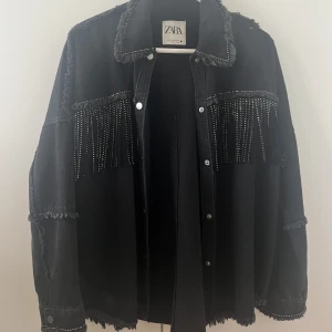 Jacka zara - Jacka från Zara i strl xs