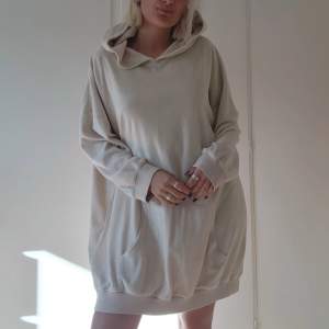 Mysogaste hoodie klänningen från junkyard i storlwk sx/s aldrig använd