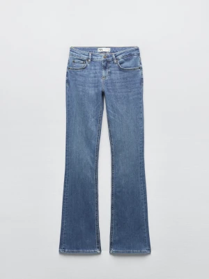 Zara jeans  - Säljer dessa snygga jeans från zara då dom var för långa och har beställt ett par mindre. Använt några få tal gången , dessa är populära och utsålda