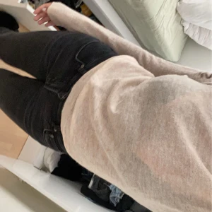 Zara tröja  - Från zara köpt för 359kr i ny skick 