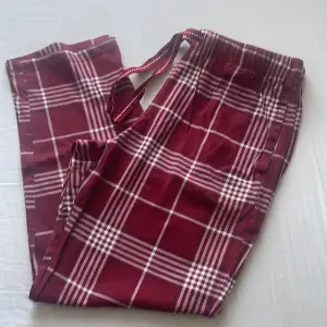 Pyjamas byxor från Kappahl i storlek s. Nytt skick💗