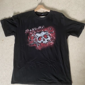 takida band tröjja - urtvättad men bra skick