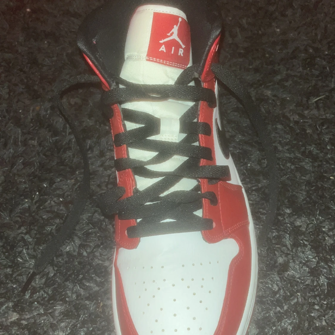 Air Jordan mid Chicago 2020 - 1