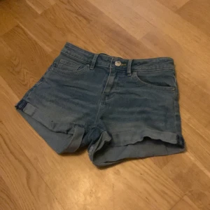 Fina jeansshorts  - Fina jeansshorts 