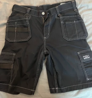 Jobb shorts - Enkla arbets shorts för sommar användning.