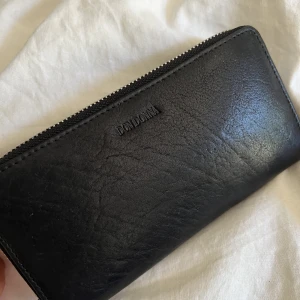 Plånbok - Super fin plånbok från DON DONNA💕tryck gärna på köp nu😊💕