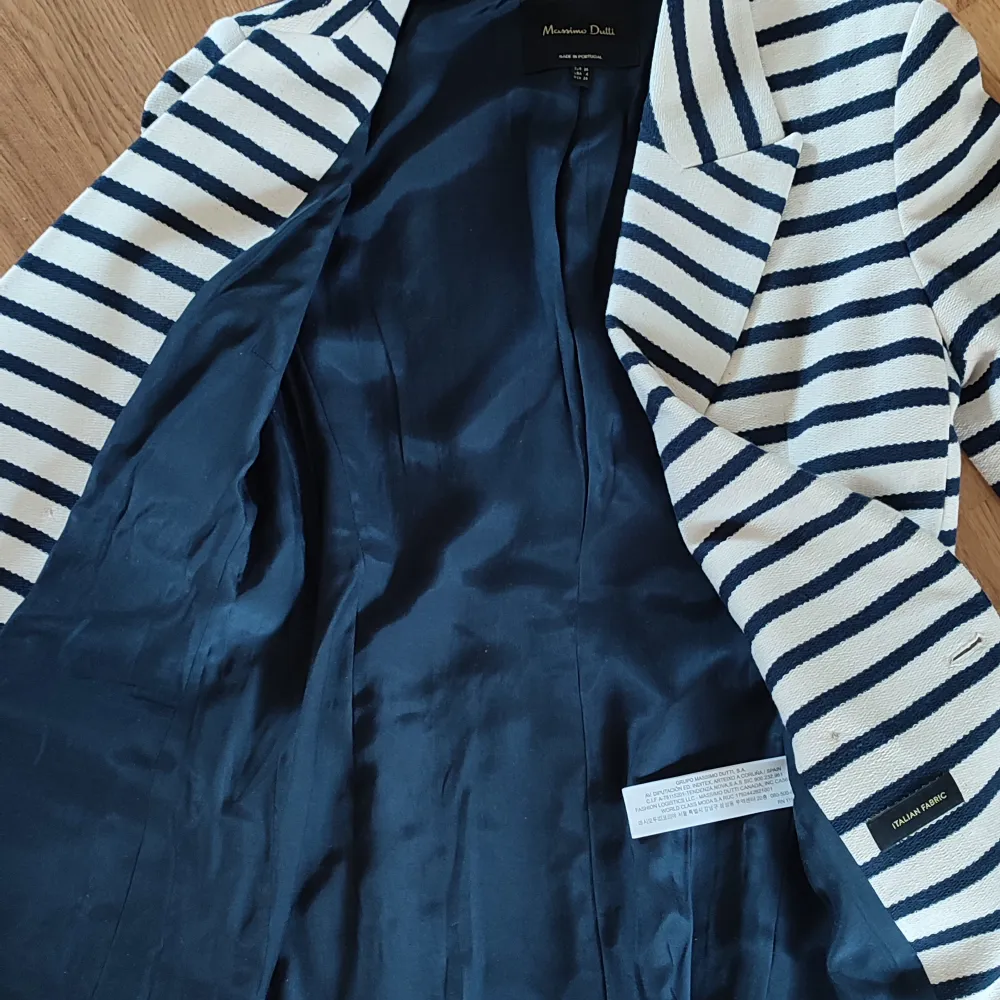 Sailor-style cotton jacket. New with tag. . Kostymer.