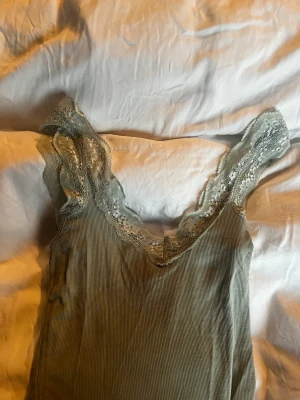 Spets linne - Säljer detta gröna linne.❤️