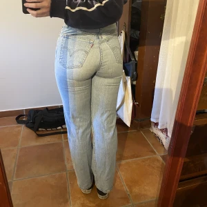 Levis jeans - Levis ribcage straight 27, passar 36-38 