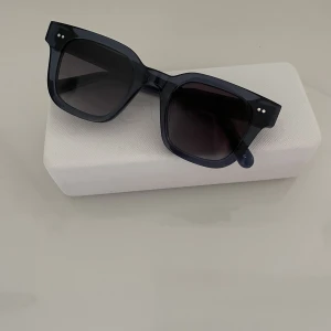 chimi - blåa nästintill oanvända 04