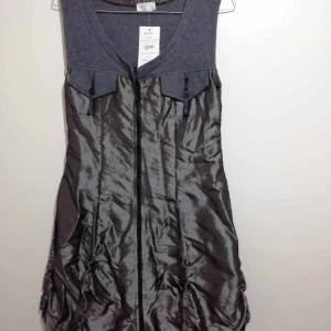 Modern carcoal dress - Brandnew