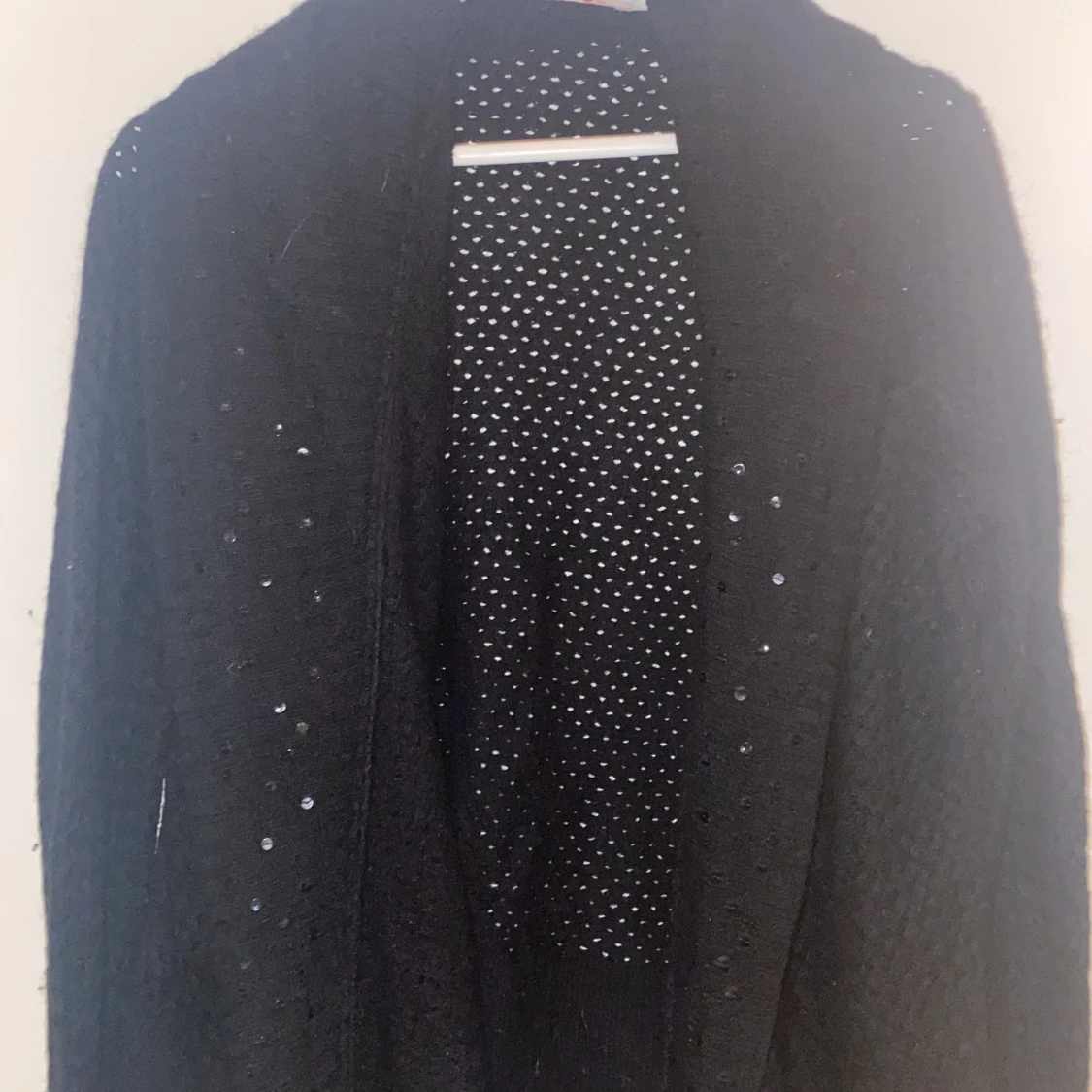 Kofta med paljett detaljer