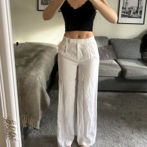 Linnebyxor  - Linnebyxor i fint skick, nypris 699kr