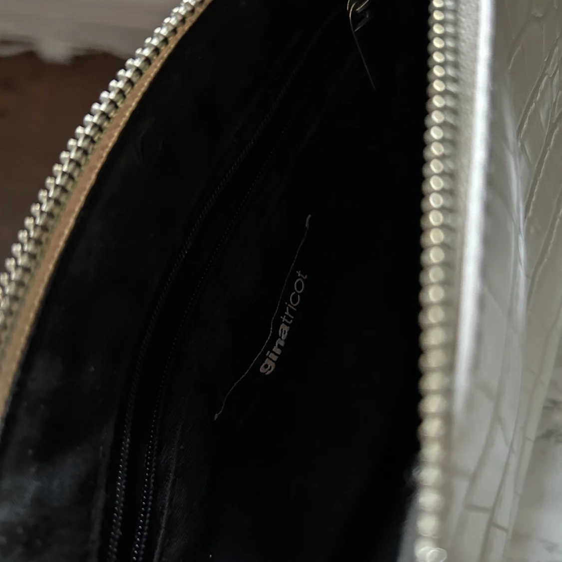 Basic handväska  - 90