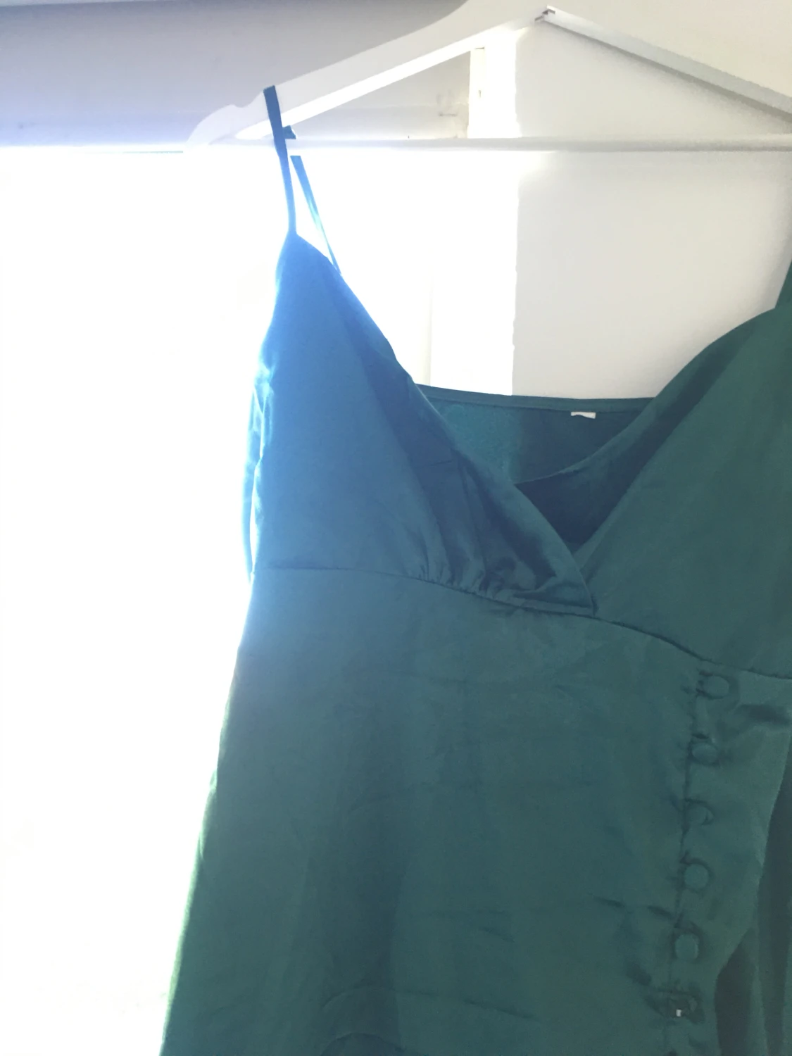 Grön satin klänning