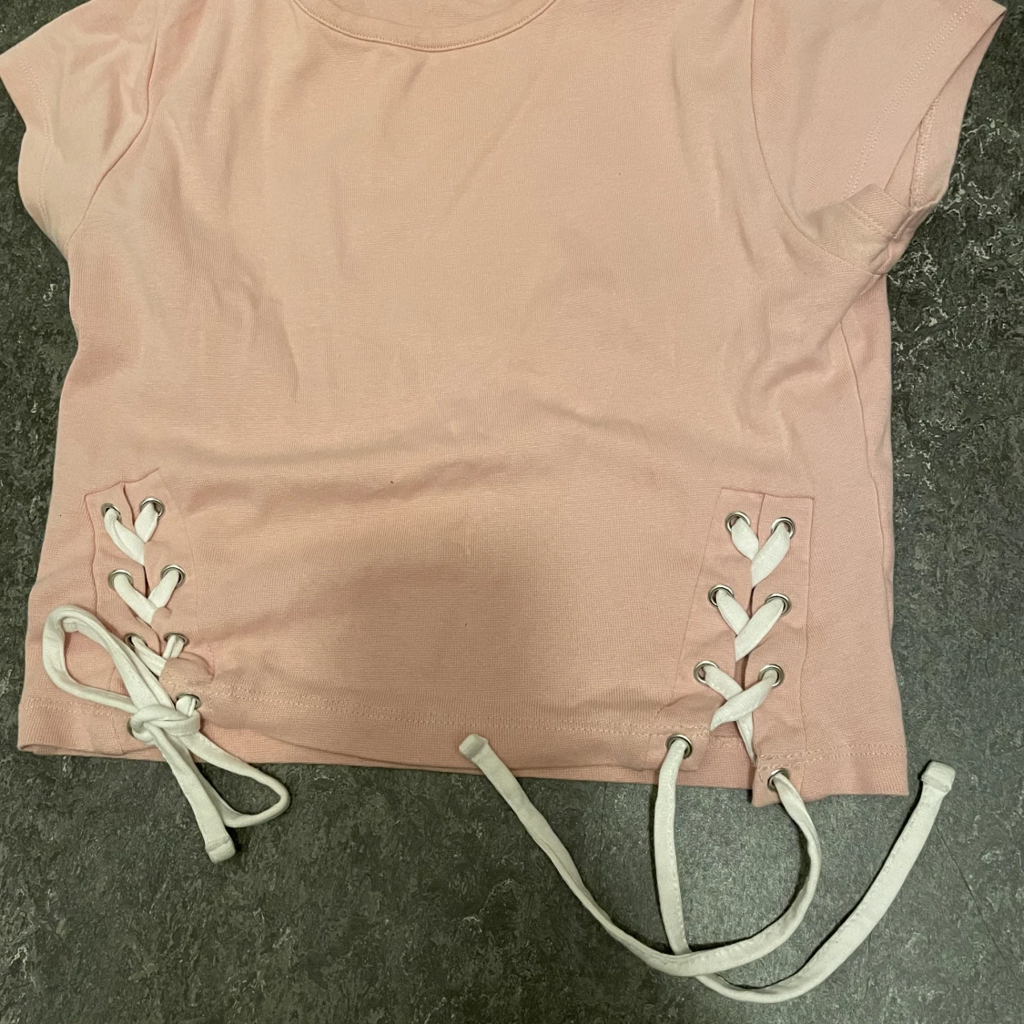 Ljus rosa tröja  - 91