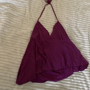 topp - lila knyttopp i storlek medium