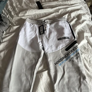 Hoodrich  - Helt nya. Jag beställde de dom från JD sports och dom passade inte mig, st L