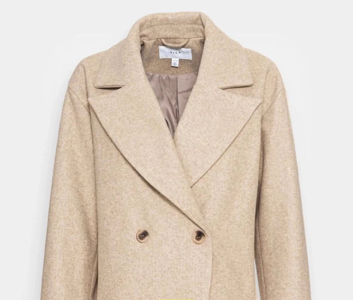 Skit snygg slutsåld kappa från vila!