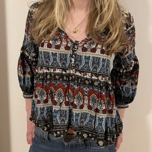 Blus - Fin blus från zara!! Köpt förra sommaren och har bara använt en gång!❤️❤️❤️
