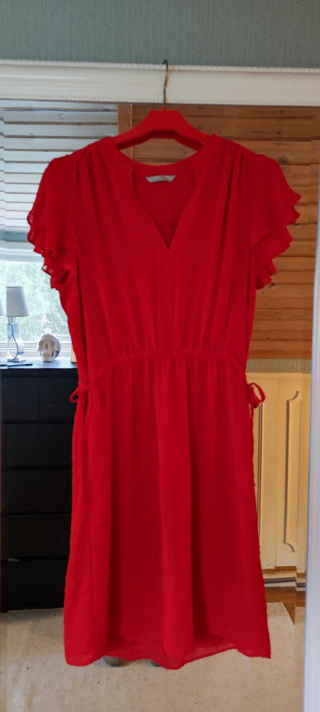 Röd klänning
