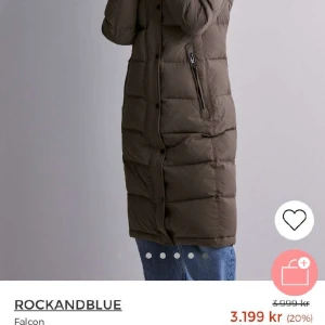 Rockandblue  - Hej säljer min knappt använda rockandblue jacka vid snabb affär 2000 annars 2,5 inga skråmor jätte fint skick