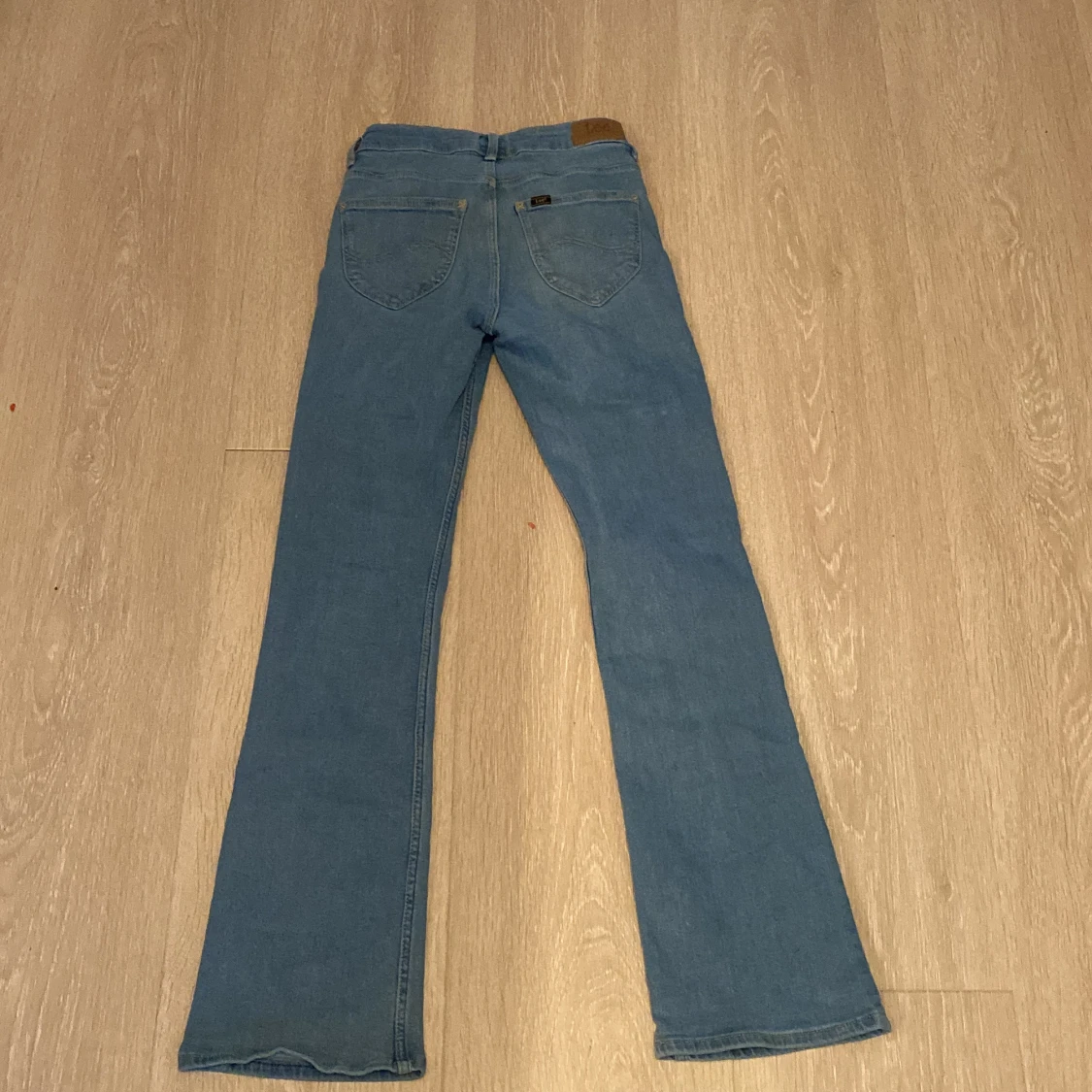 Säljer mina Lee byxor💕💗 - 90