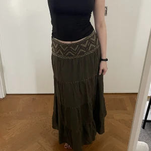 Grön långkjol  - Vintage grön långkjol🫶🏼