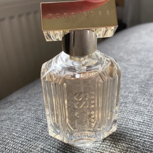 Hugo boss parfym  - Hugo boss parfym, parfymen är ny och aldrig använt, 50 ml.