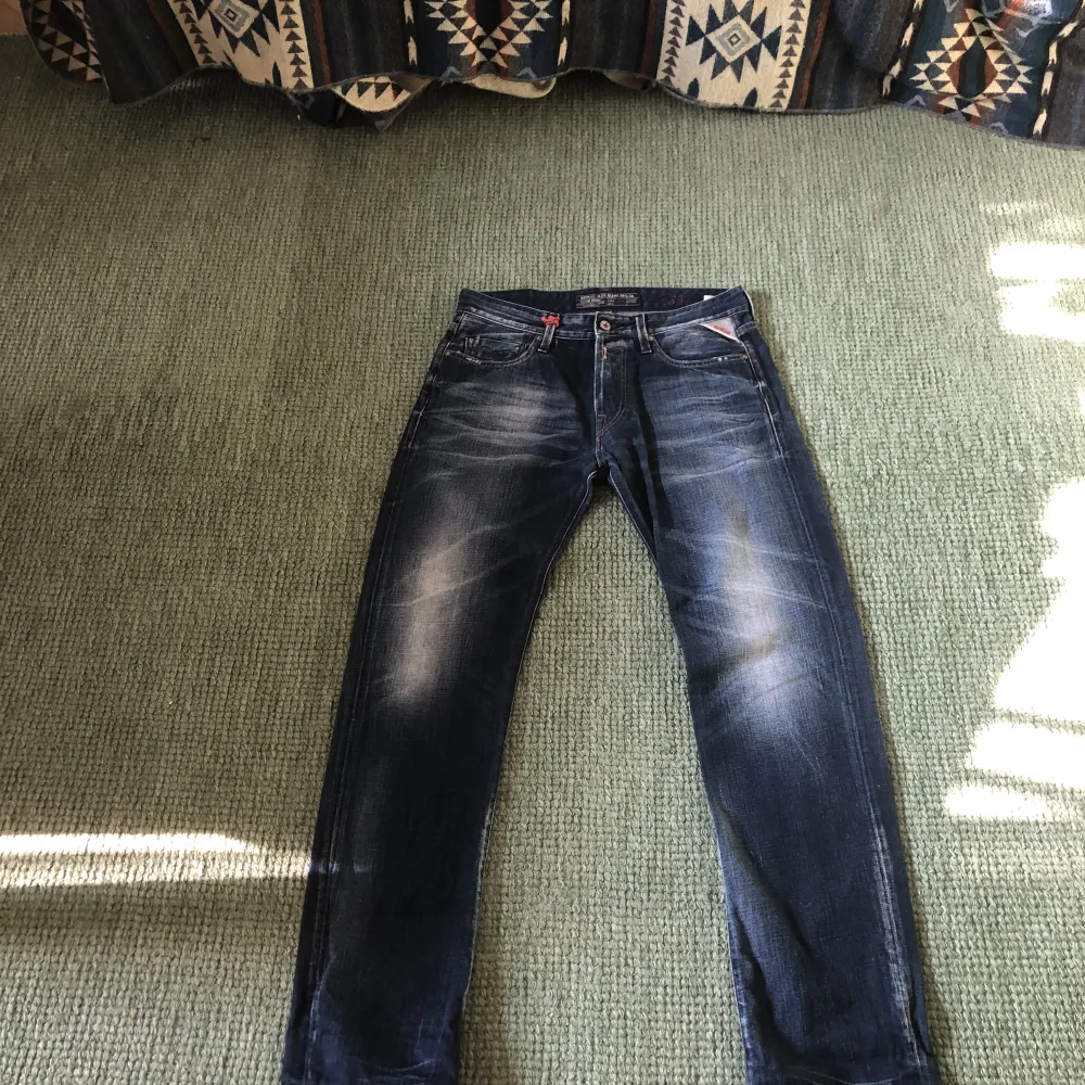 Ett par feta Replay jeans i bra kvalite, skriv vid funderingar. Priset är ej hugget i sten 💸. Jeans & Byxor.