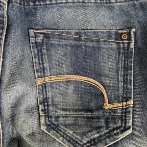 vintage jeans - Längd - 104 midjemått - 42x2
