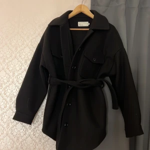 Jacka  - Använd några gånger :)