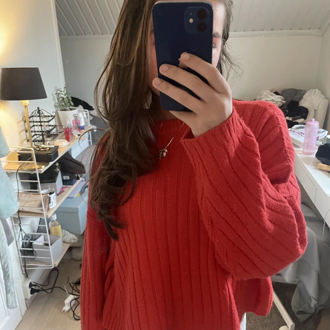 Röd stickad tröja  - 91