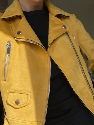 Mockajacka  - Gul mockajacka från zara - nyskick.  Köpare står för frakt 