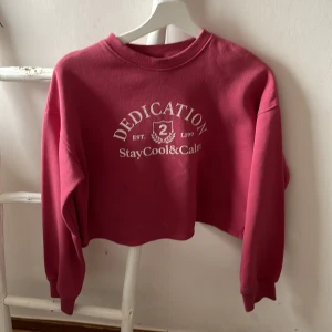 Swhetshirt  - Nypris 250