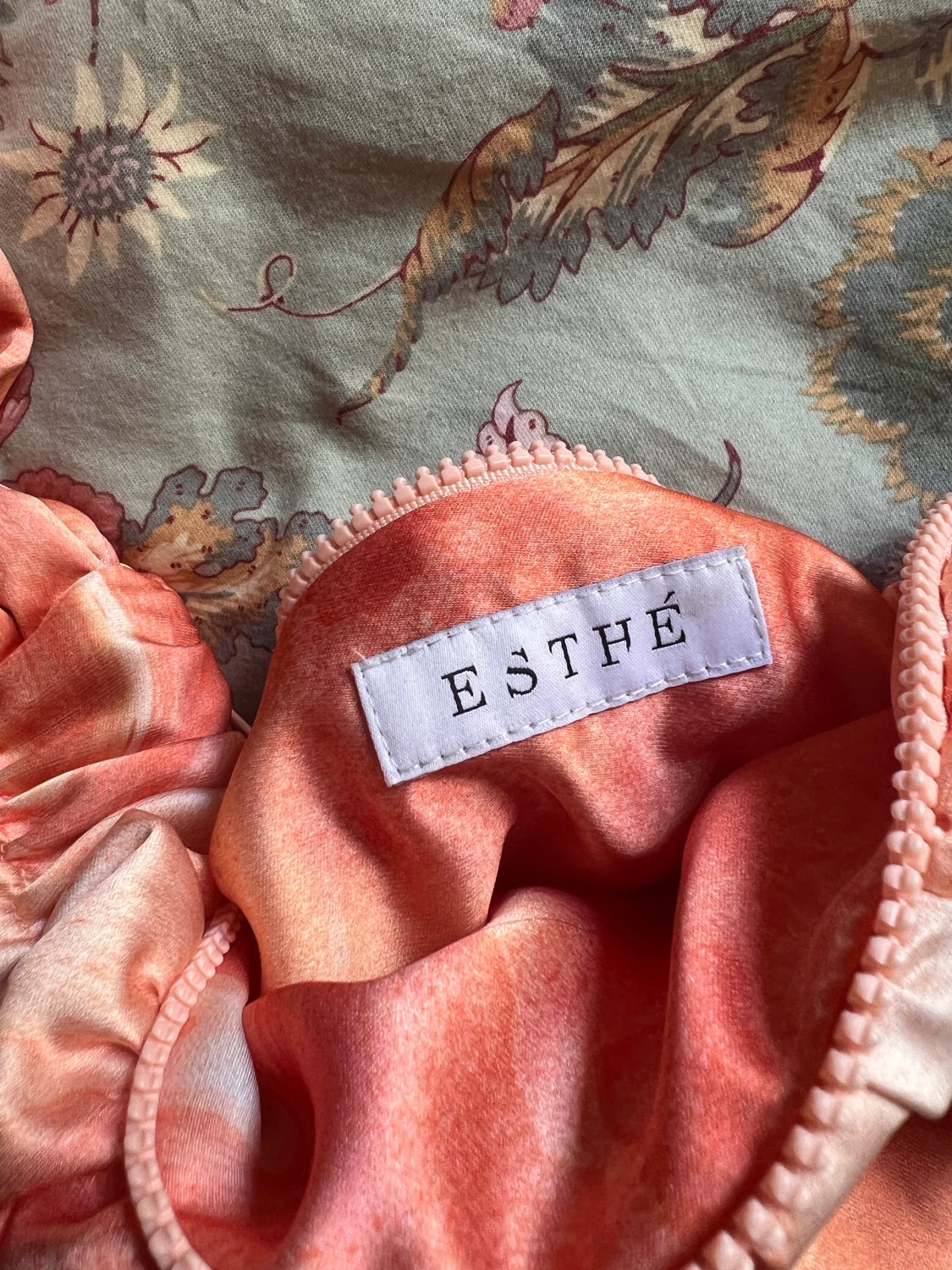 Rosa väska från Esthé i tie dye  - 90