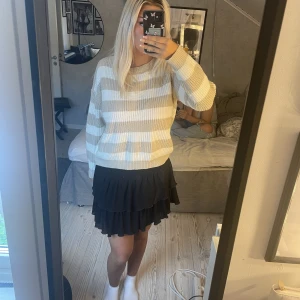 Stickad tröja  - Superskön stickad tröja som är sparsamt använd❤️