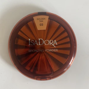 Isadora bronzer golden tan 03 - Använd 1 gång!🩷Nypris 220 kr