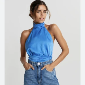 Blå topp - Jättefin blå topp från Gina Tricot, slutsåld. Använd en gång🩵