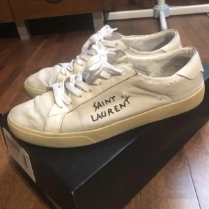 Saint Laurent skor  - Mycket eftertraktade Saint Laurent i storlek 44 i bra skick!