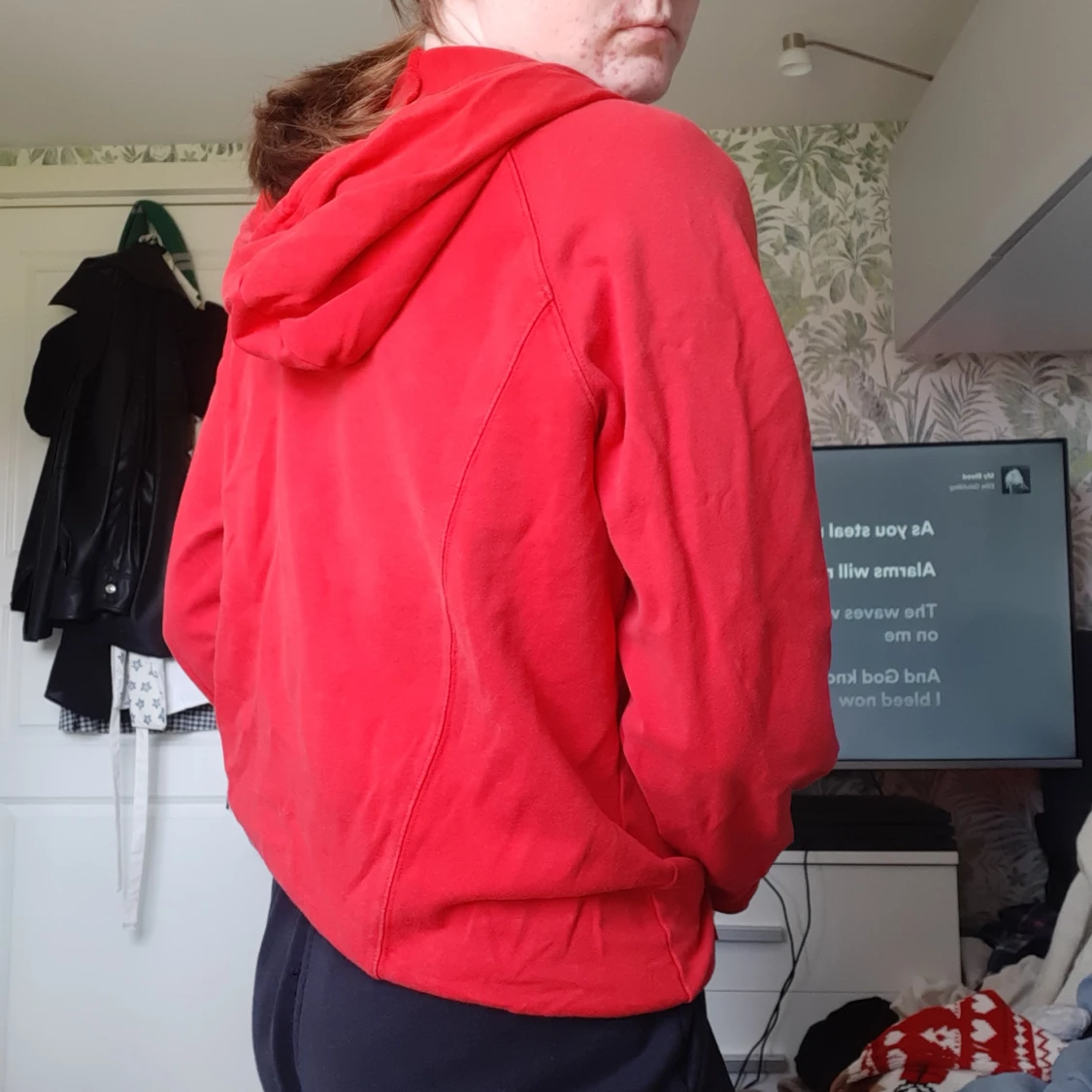 Röd zip-up hoodie - 91