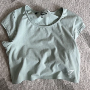 Gymshark topp - Topp från gymshark i jättehärligt material från deras dry kollektion. 